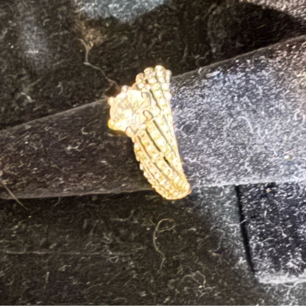 Source Unknown Gold and Silver Women's Ring